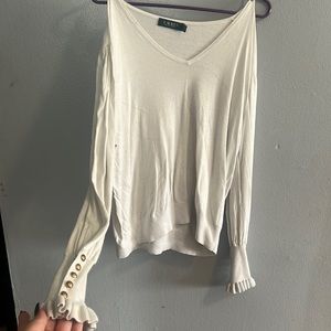 White blouse size: XL